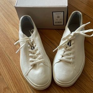 NWT Rothy’s RS02 Sneaker “Bone” sz 9/39 Unisex